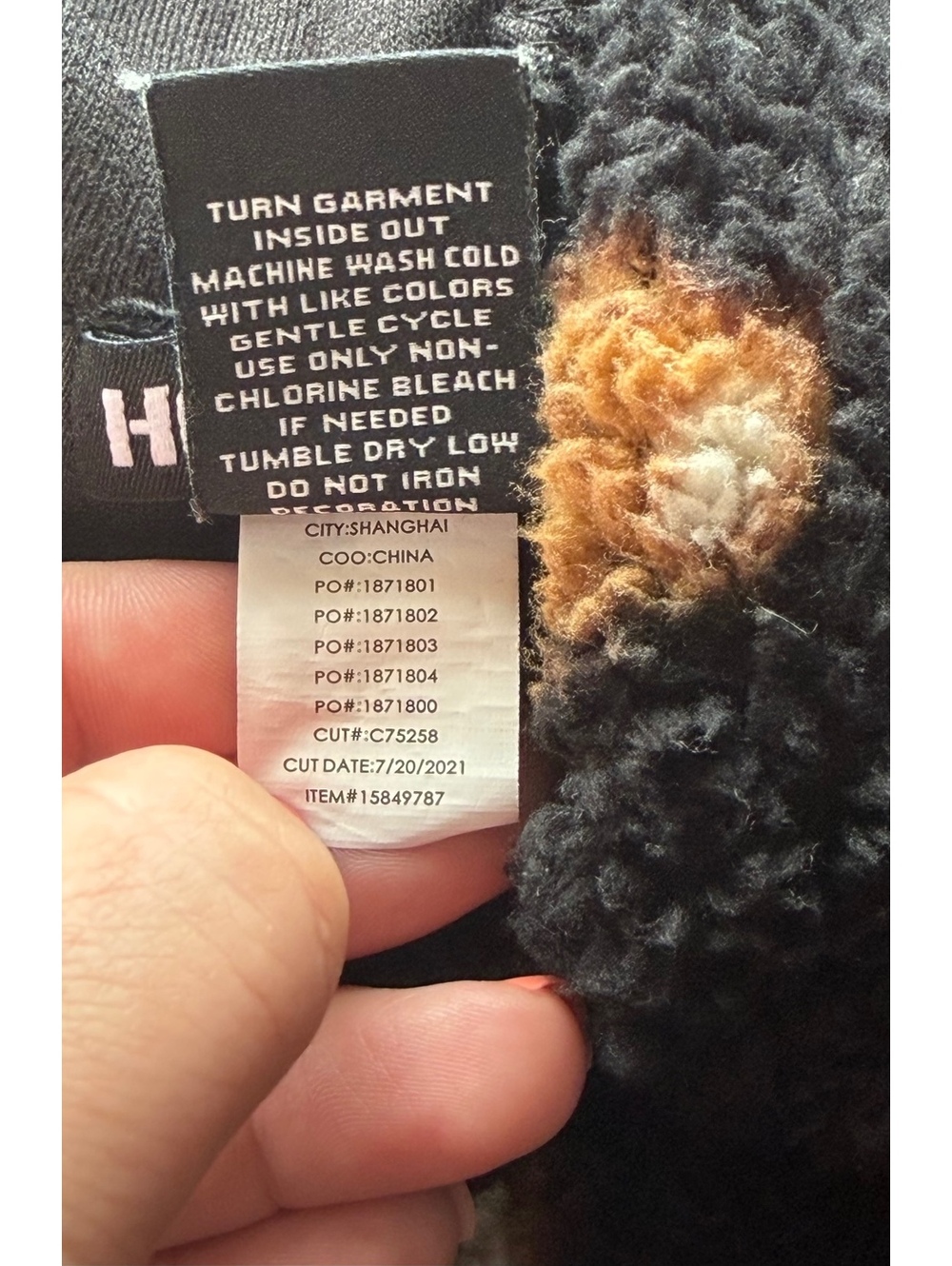 Hot Topic Teddy Bear Sherpa Hoodie Womens M Black Fuzzy Bear Ears Pullover - Picture 7 of 7